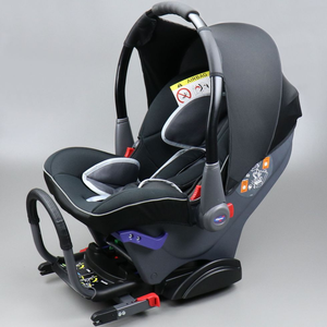Volvo innove : le siège auto gonflable pour enfant - BED